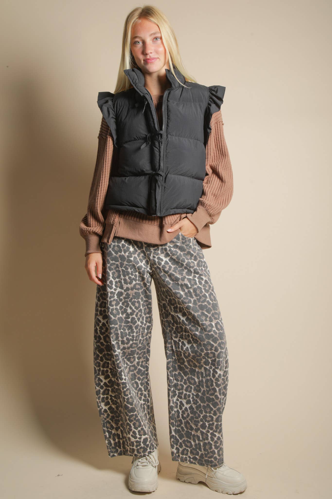 Front Bow Ruffle Sleeve Puffer Vest