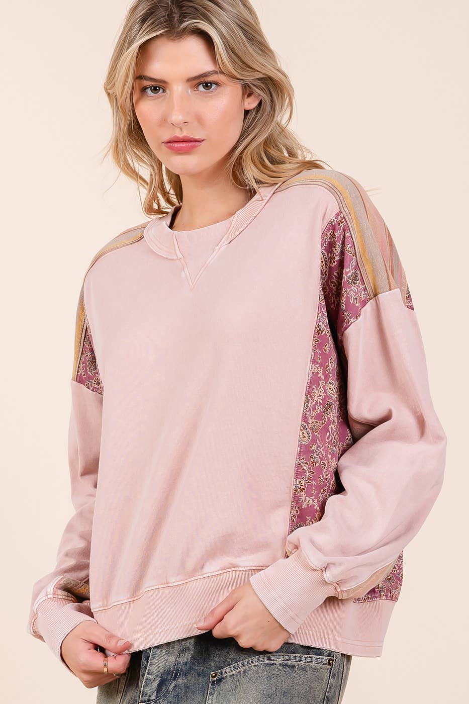 PATCHWORK PRINT MIX MINERAL WASH PULLOVER TOP