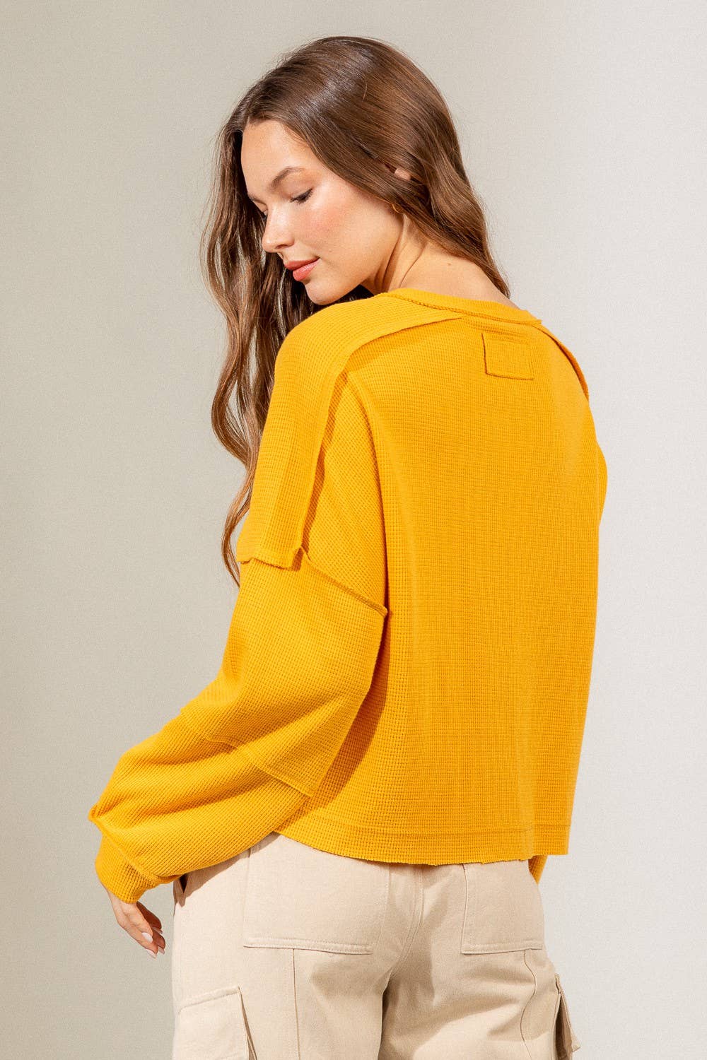 Raw Edge Detail Casual Waffle Knit Henley