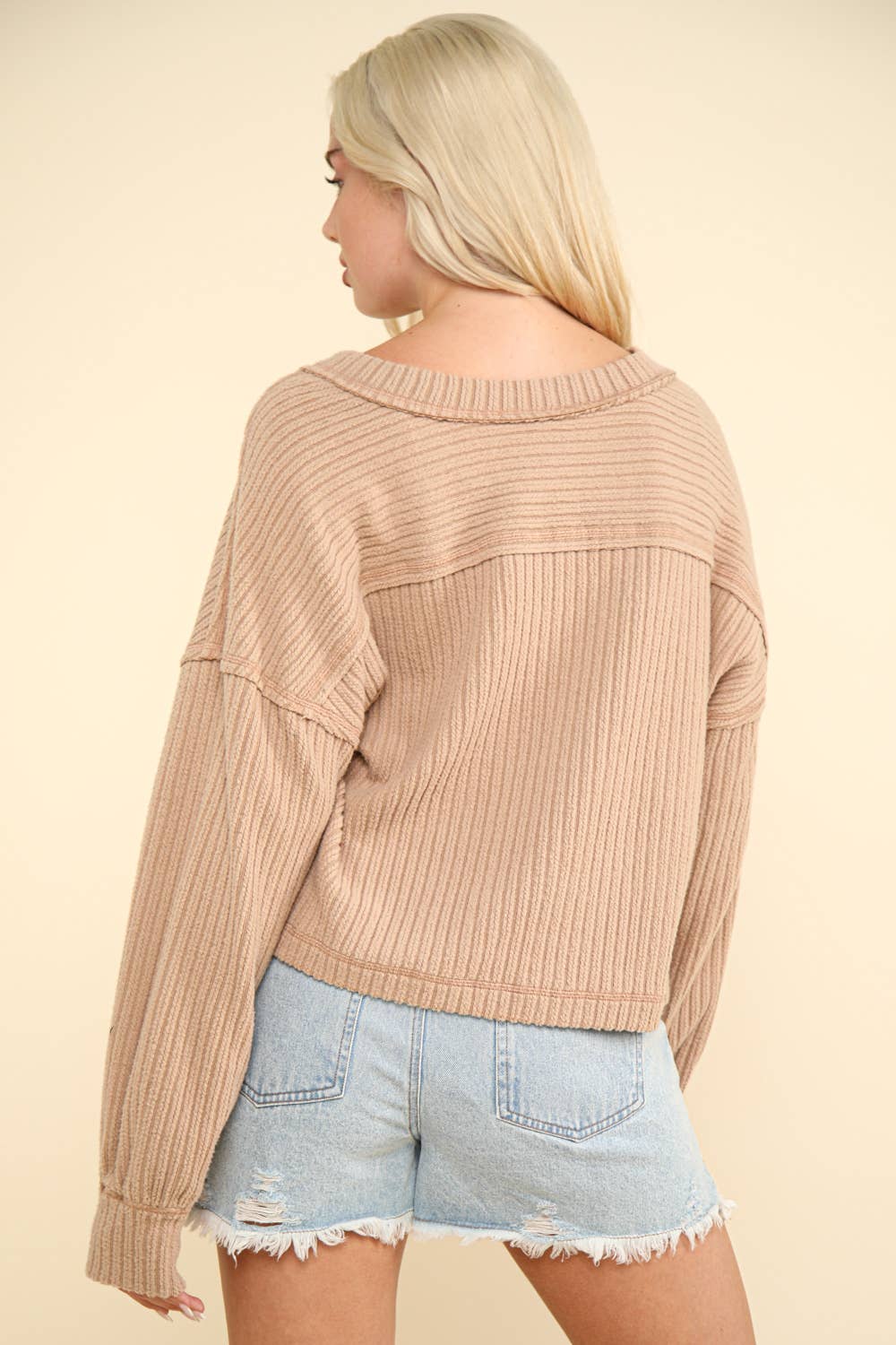 Casual Comfy Soft V-Neck Knit Top: MOCHA