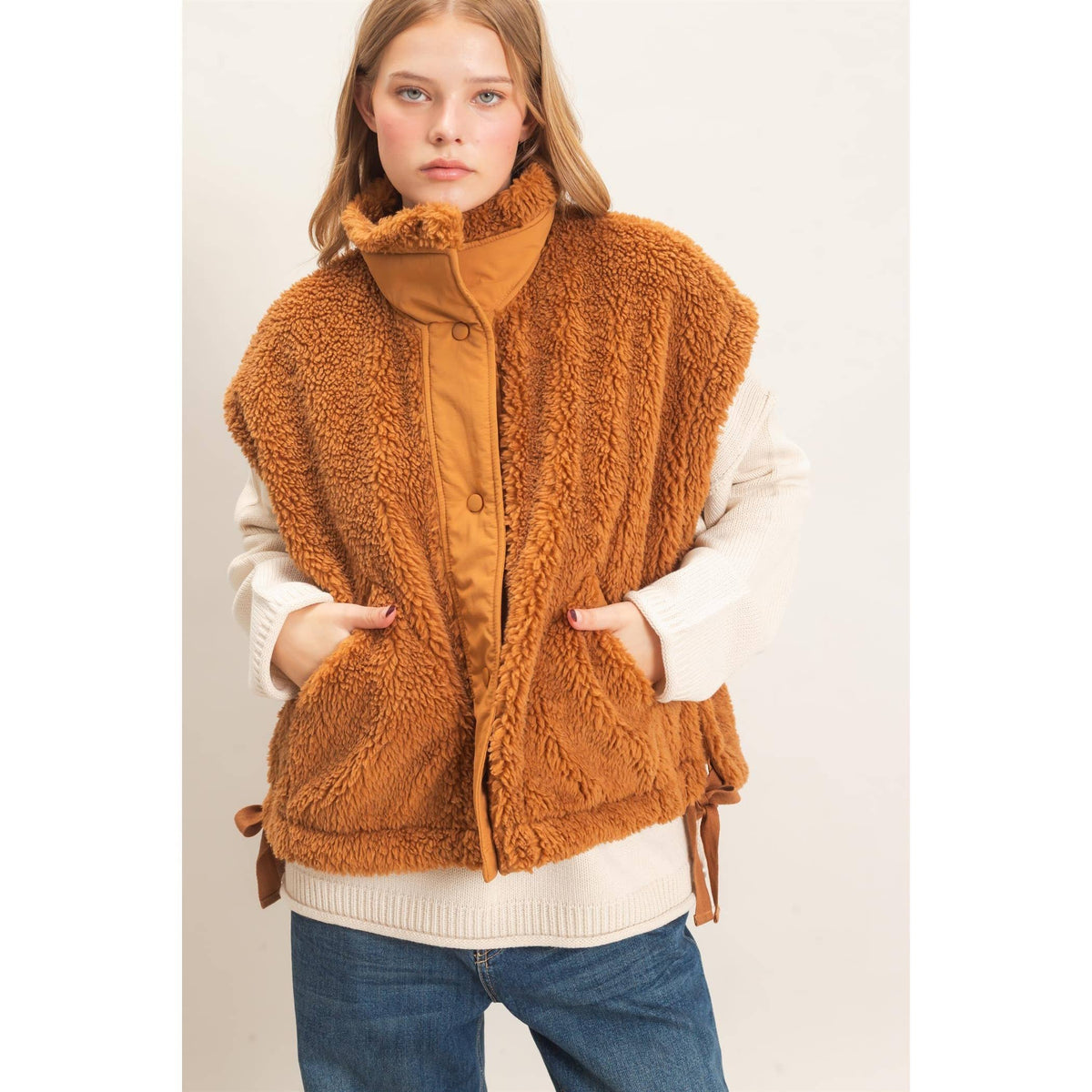 Sherpa Vest With Snap Closure: CAMEL