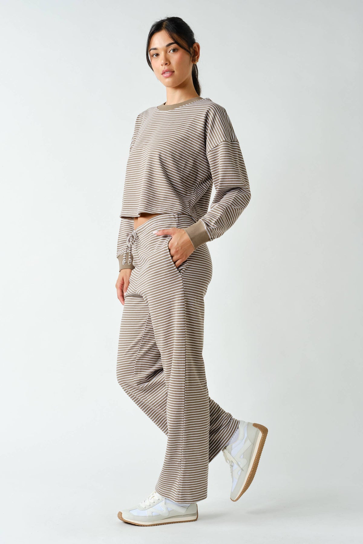 Coastal Striped Crop Top & Pant Set: TRUFFLE/WHITE