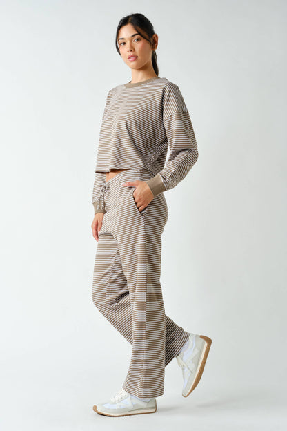 Coastal Striped Crop Top & Pant Set: TRUFFLE/WHITE