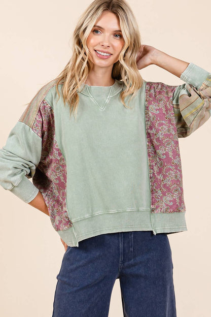 PATCHWORK PRINT MIX MINERAL WASH PULLOVER TOP