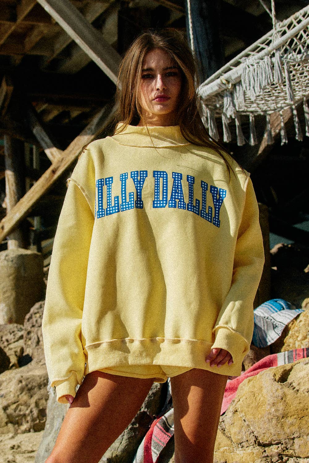DILLY DALLY Reversible Mockneck Sweatshirt: Butter Yellow