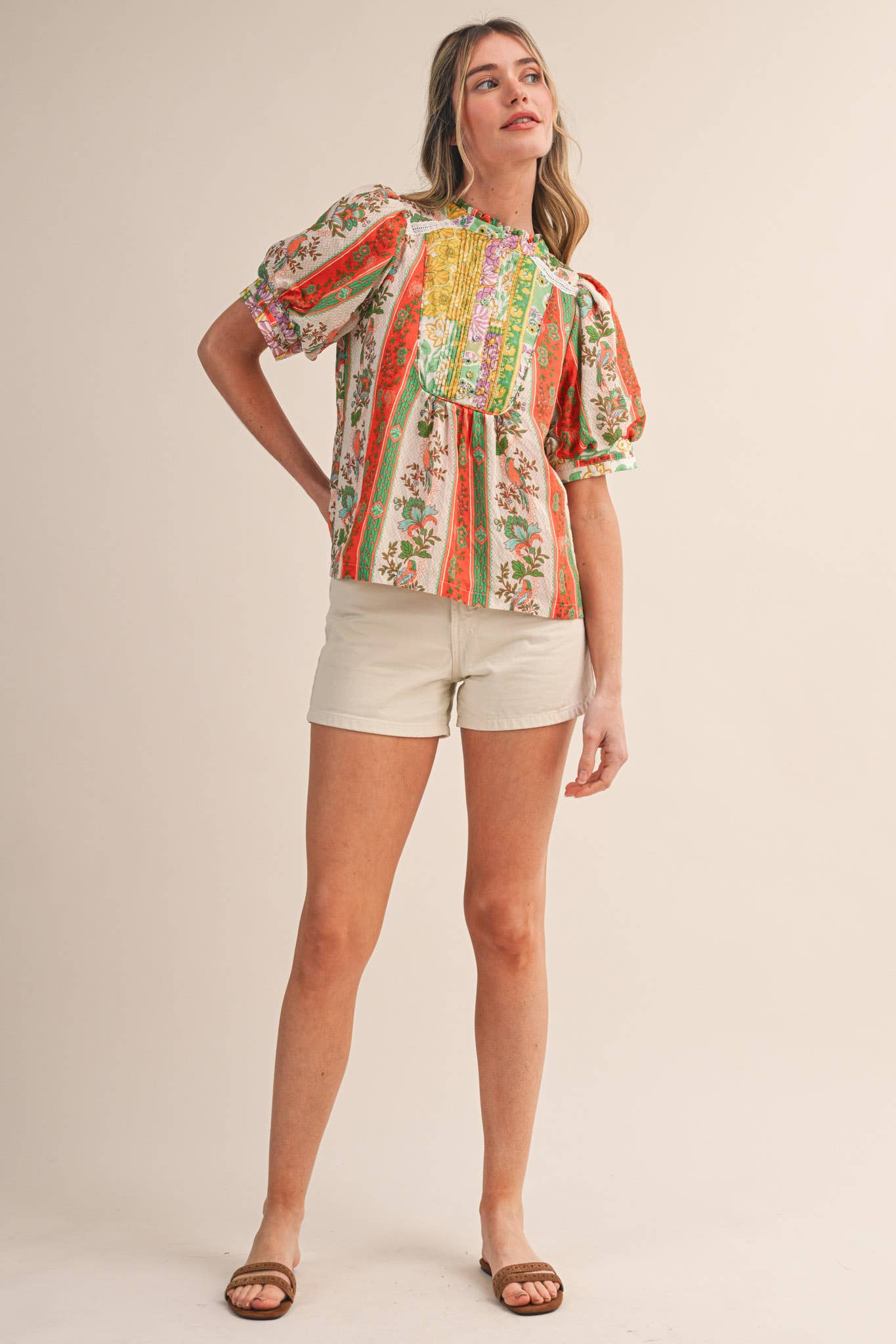 BORDER PRINT PIN TUCK BIB TOP