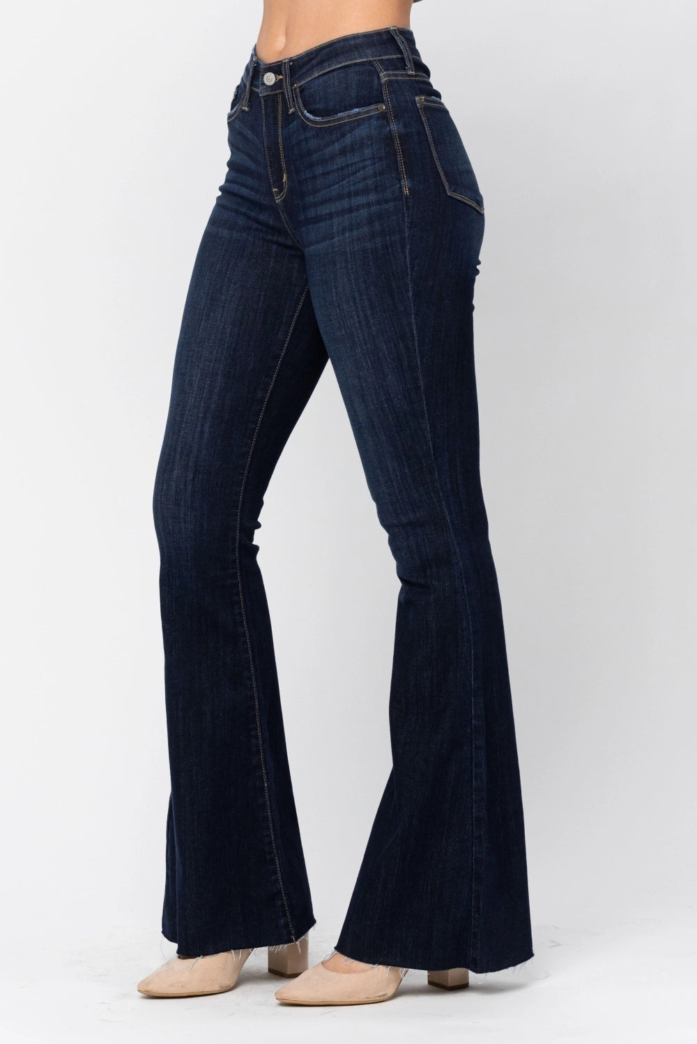 Judy Blue Jeans -Raw Hem Flare