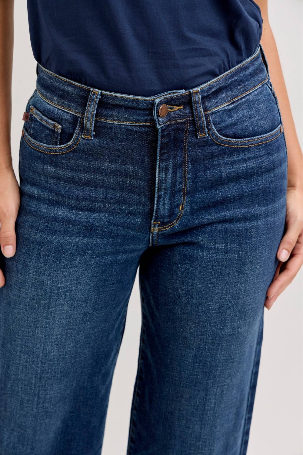Judy Blue Jeans - HW Ankle Wide