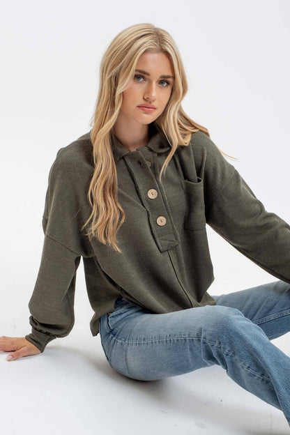 COLLARED RAW EDGE KNIT TOP: Forrest