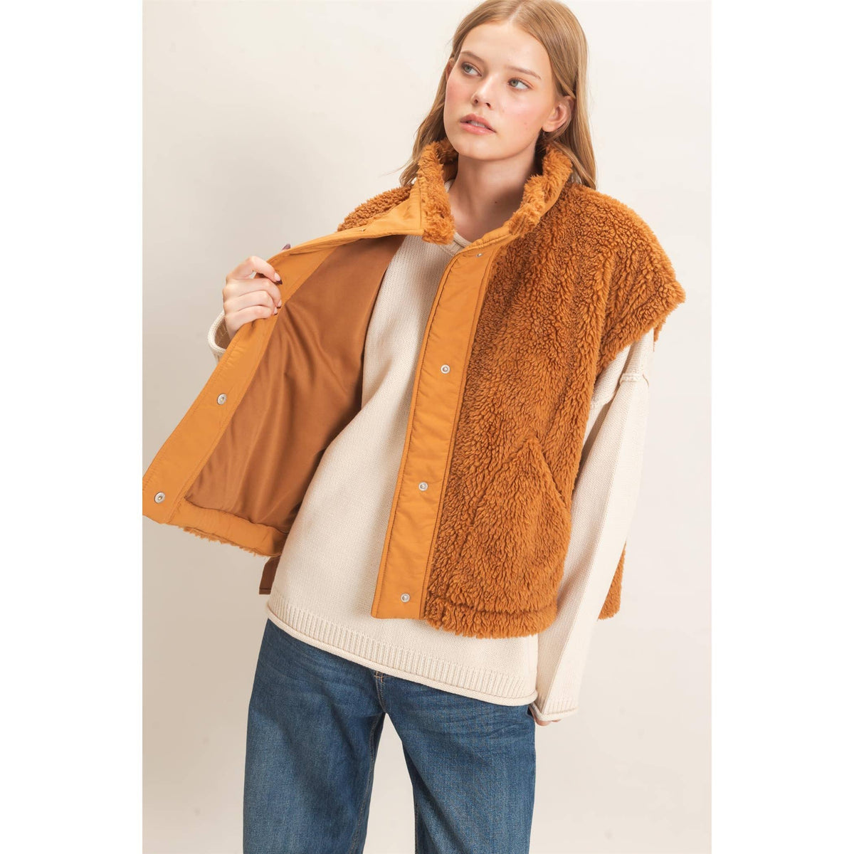 Sherpa Vest With Snap Closure: CAMEL