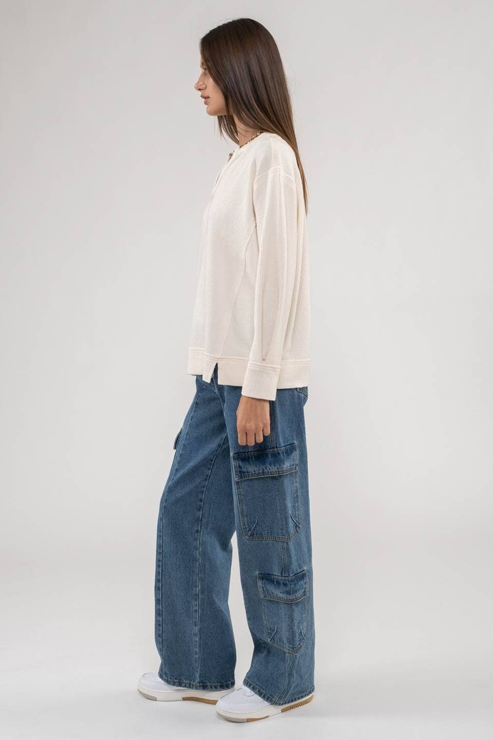 RAW EDGE SPLIT NECK AND HEM RIB KNIT TOP