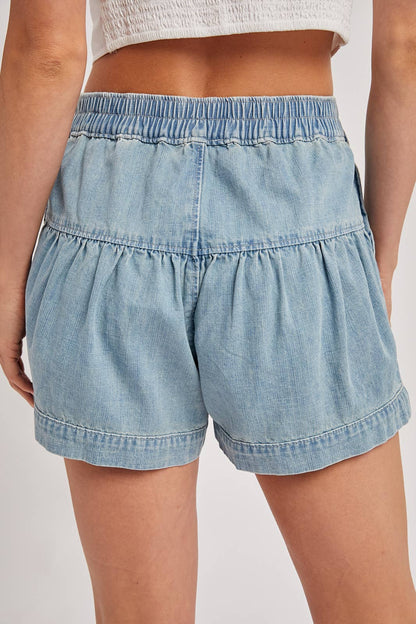 FLUER PLEATED DENIM SHORTS WITH POCKETS: LT.WASH