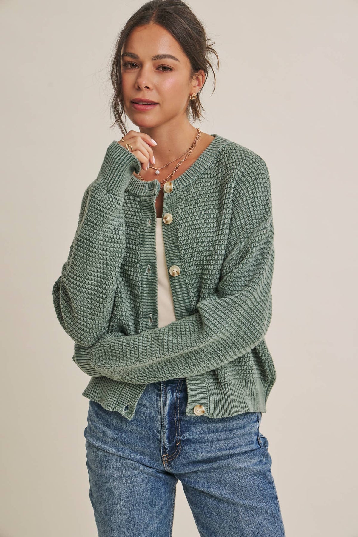 SEASONLESS MINERAL-WASHED COTTON WAFFLE BUTTON-DOWN CARDIGAN: DUSTY GREEN