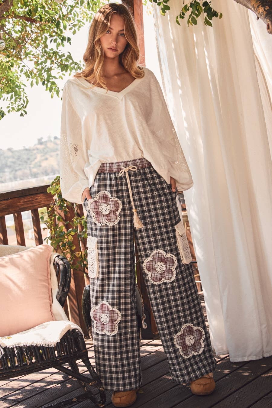 Wide Leg Gingham Pants: NAVY COMBO