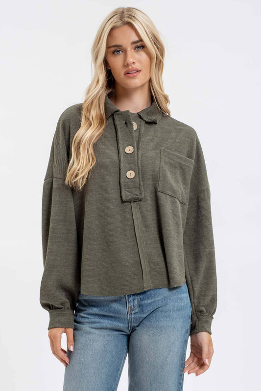 COLLARED RAW EDGE KNIT TOP: Forrest