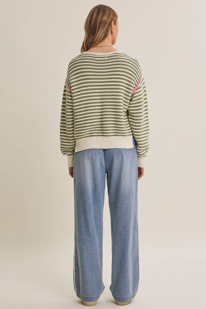 CRISP AIR COTTON SWEATER TOP WITH MODERN POP OF CONTRAST