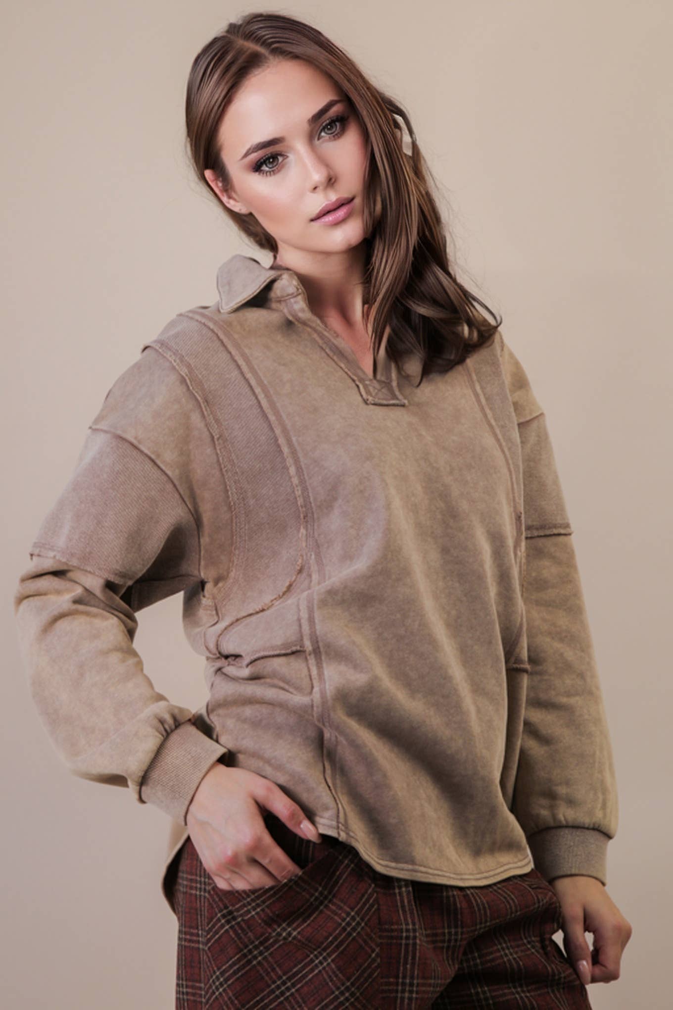 Mineral Washed Oversized French Terry Knit Top: MOCHA