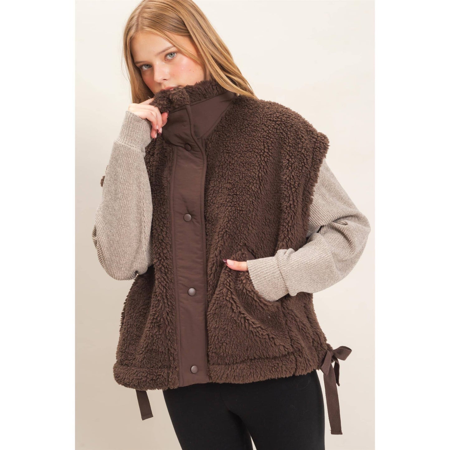 Sherpa Vest With Snap Closure: BROWN