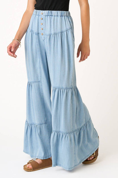 WASHED CHAMBRAY TIERED WIDE LEG BUTTON FRONT PANTS: LT DENIM