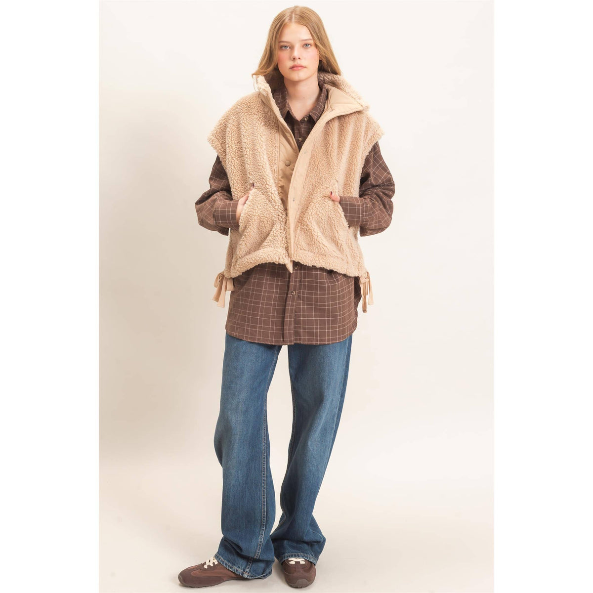 Sherpa Vest With Snap Closure: BEIGE