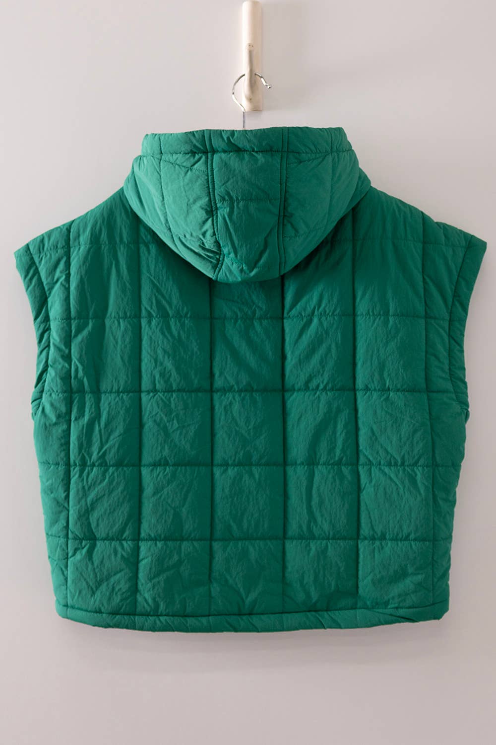 Quilted Hooded Puffer Vest: SEAFOAM