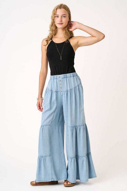 WASHED CHAMBRAY TIERED WIDE LEG BUTTON FRONT PANTS: LT DENIM