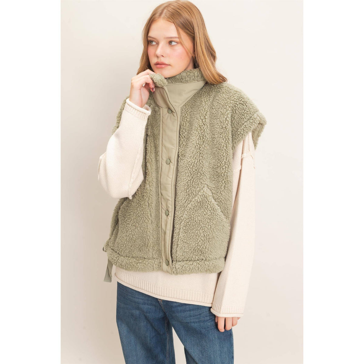 Sherpa Vest With Snap Closure: OLIVE