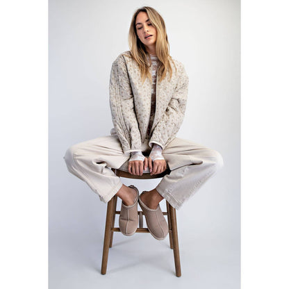 QUILTED BOMBER JACKET: Vintage Beige