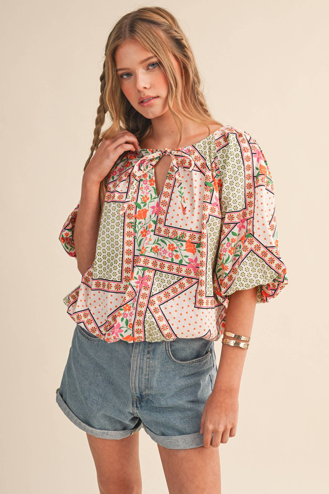EXCLUSIVE FLORAL PRINT BUBBLE TOP