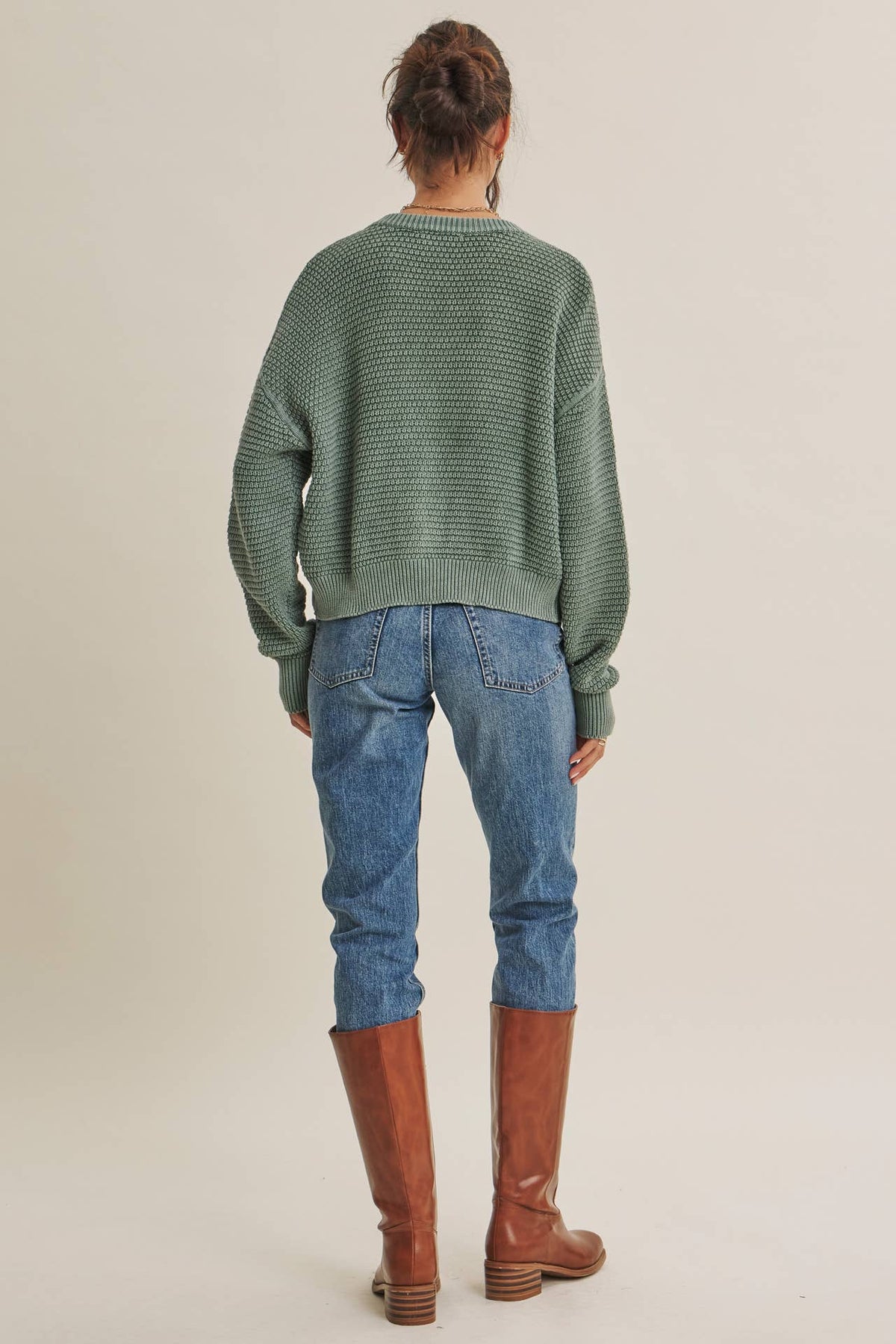 SEASONLESS MINERAL-WASHED COTTON WAFFLE BUTTON-DOWN CARDIGAN: DUSTY GREEN