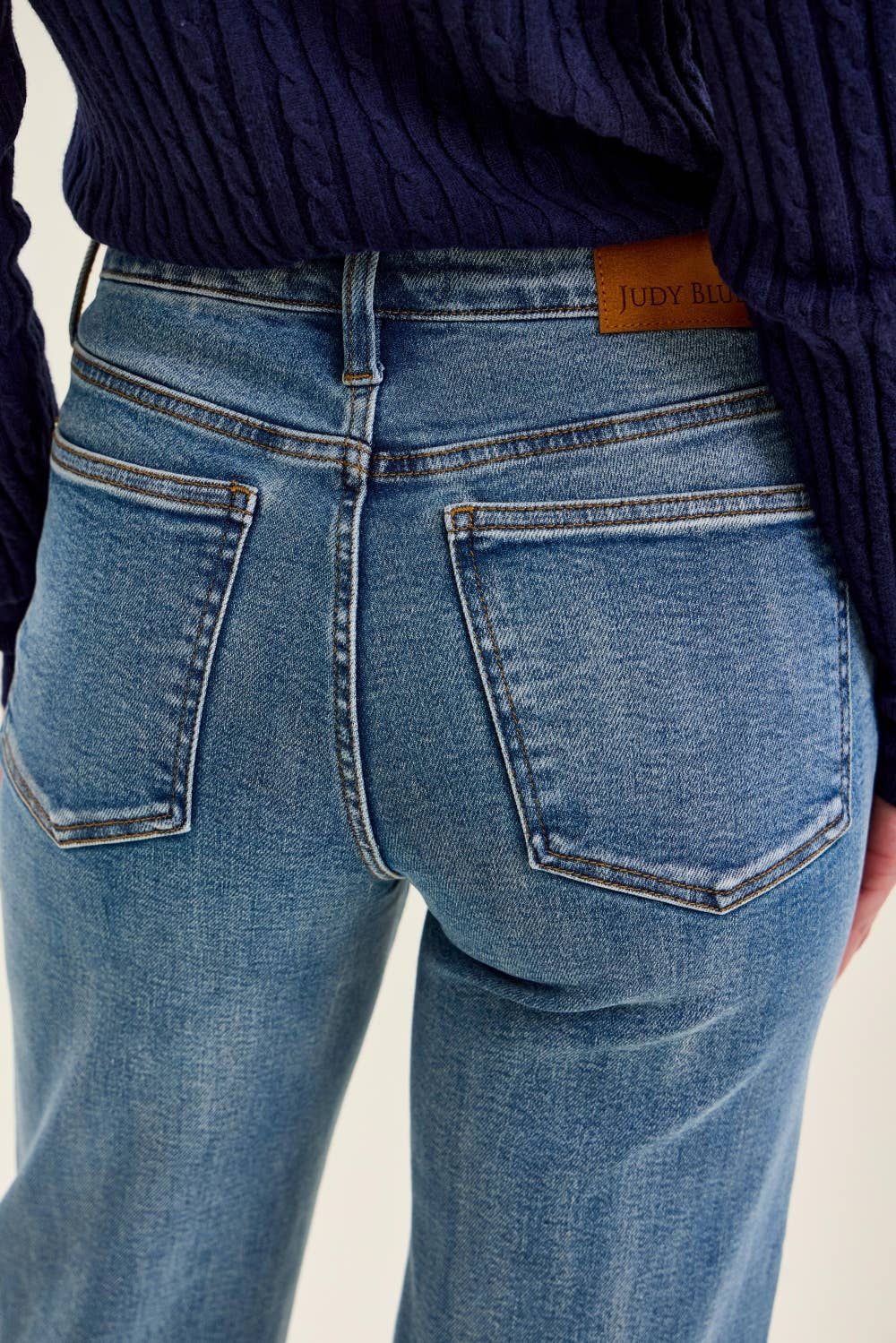 Judy Blue Peggy Ankle Straight Petite Break Through Blue