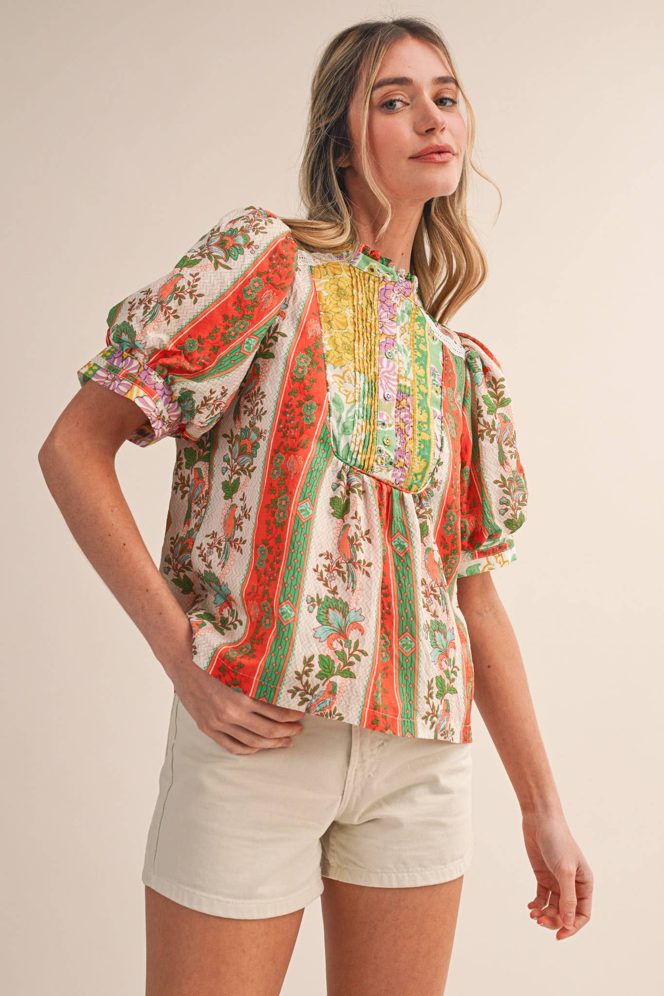 BORDER PRINT PIN TUCK BIB TOP