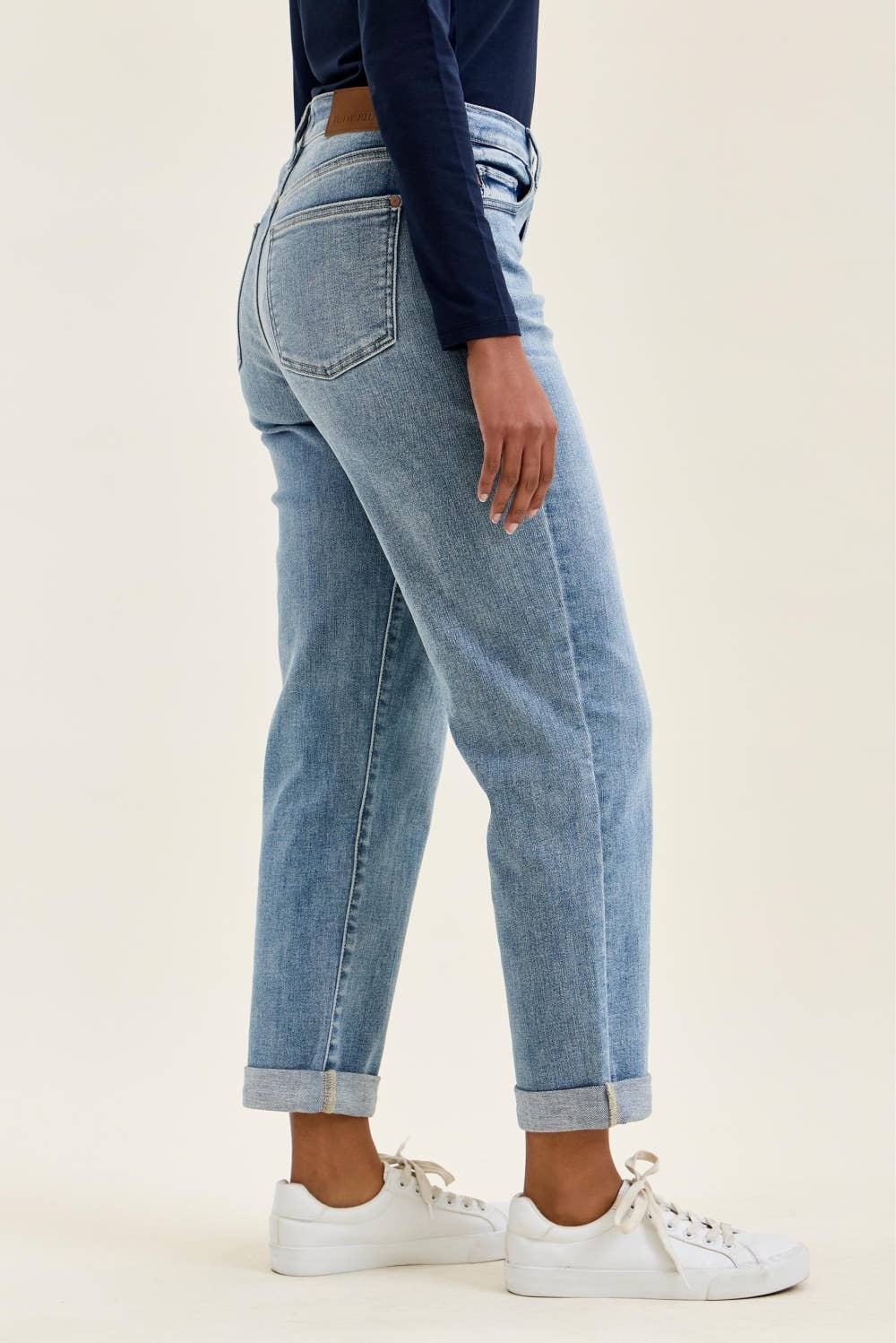 Judy Blue Jeans MR "BILLIE" Boyfriend LT Light Iced Indigo