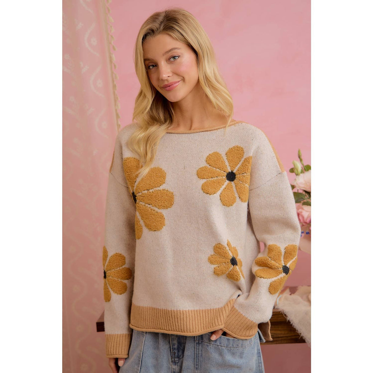 LATTE DAISY FLORAL RIBBED SWEATER