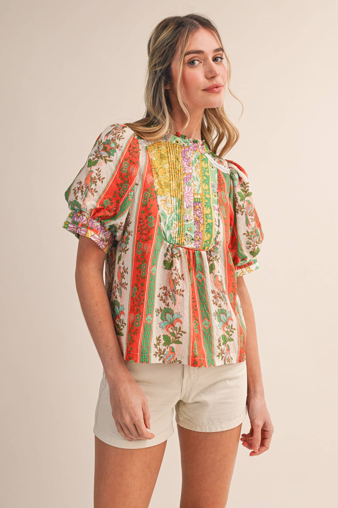 BORDER PRINT PIN TUCK BIB TOP