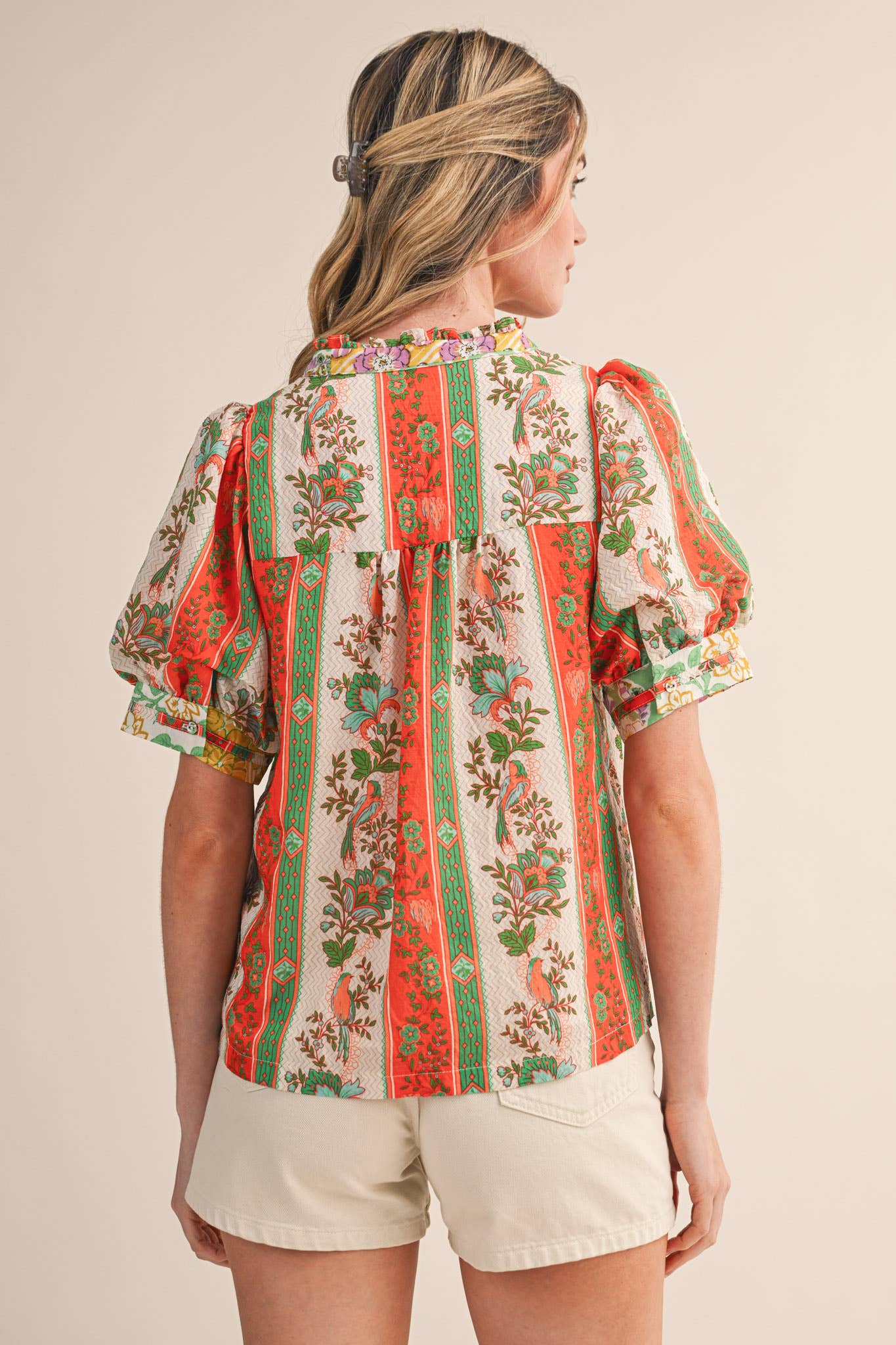 BORDER PRINT PIN TUCK BIB TOP