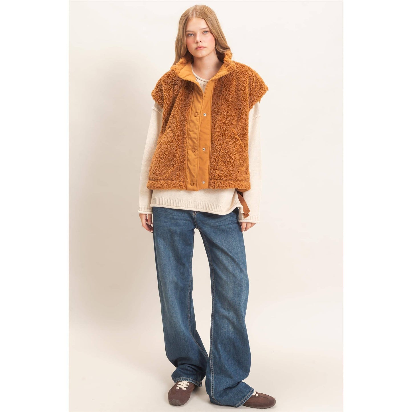 Sherpa Vest With Snap Closure: CAMEL