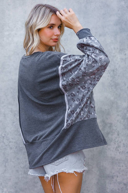 FRENCH TERRY LEOPARD LONG SLEEVE SLITS PULLOVER TOP