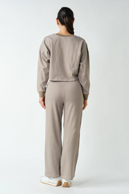 Coastal Striped Crop Top & Pant Set: TRUFFLE/WHITE