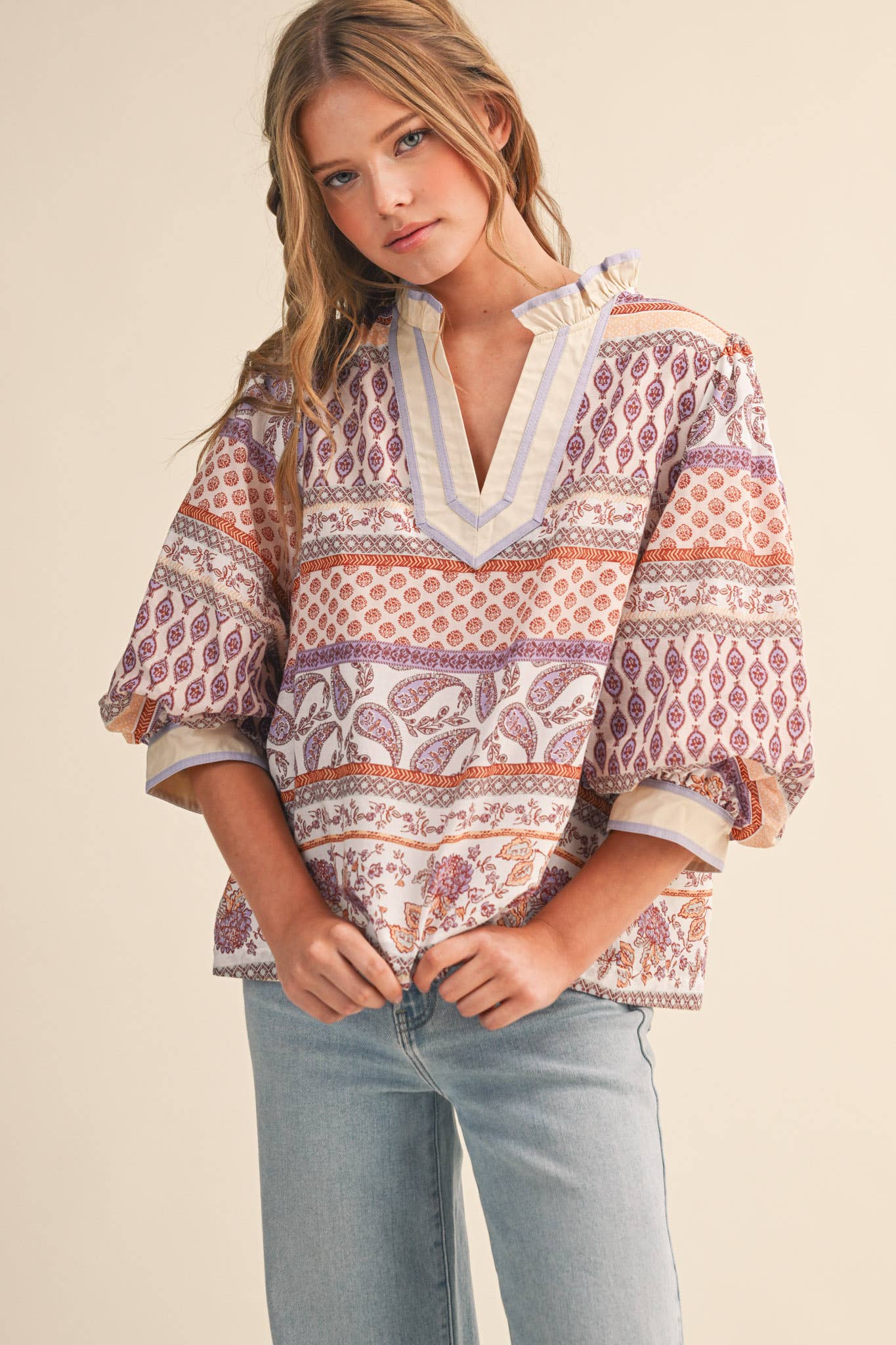 EXCLUSIVE PRINT BUBBLE SLEEVE V NECK
