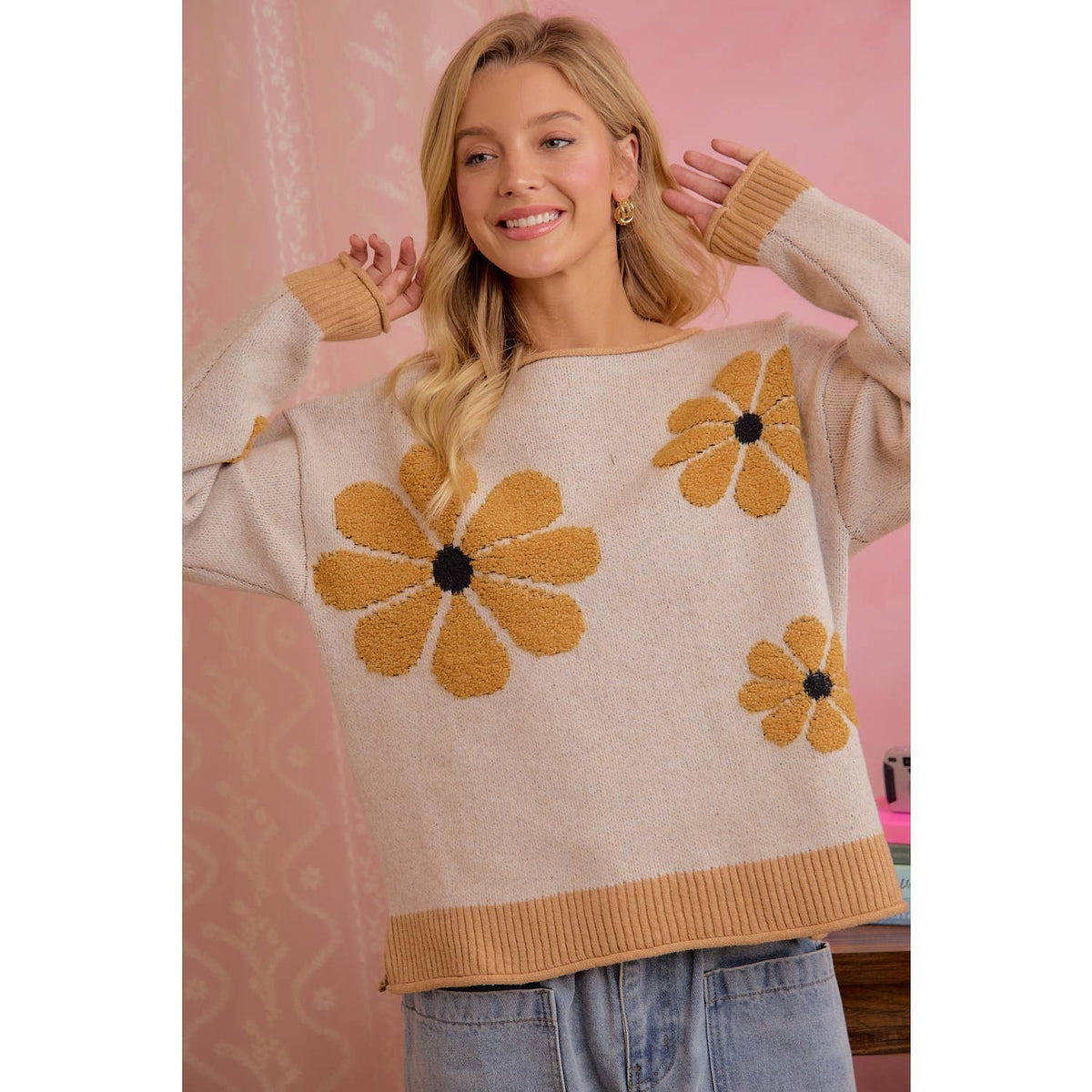 LATTE DAISY FLORAL RIBBED SWEATER