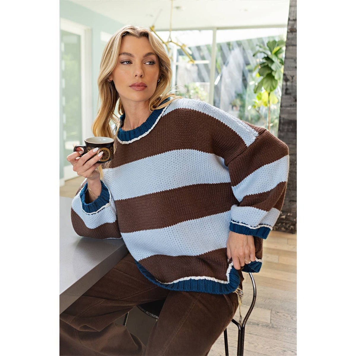 BEACH BALL CHIC PULLOVER: Brown/Sky Combo