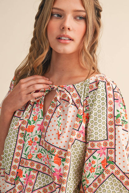 EXCLUSIVE FLORAL PRINT BUBBLE TOP