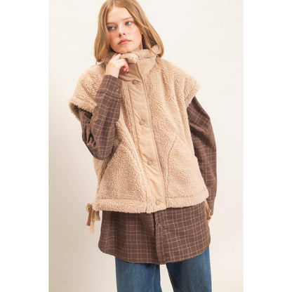 Sherpa Vest With Snap Closure: BEIGE
