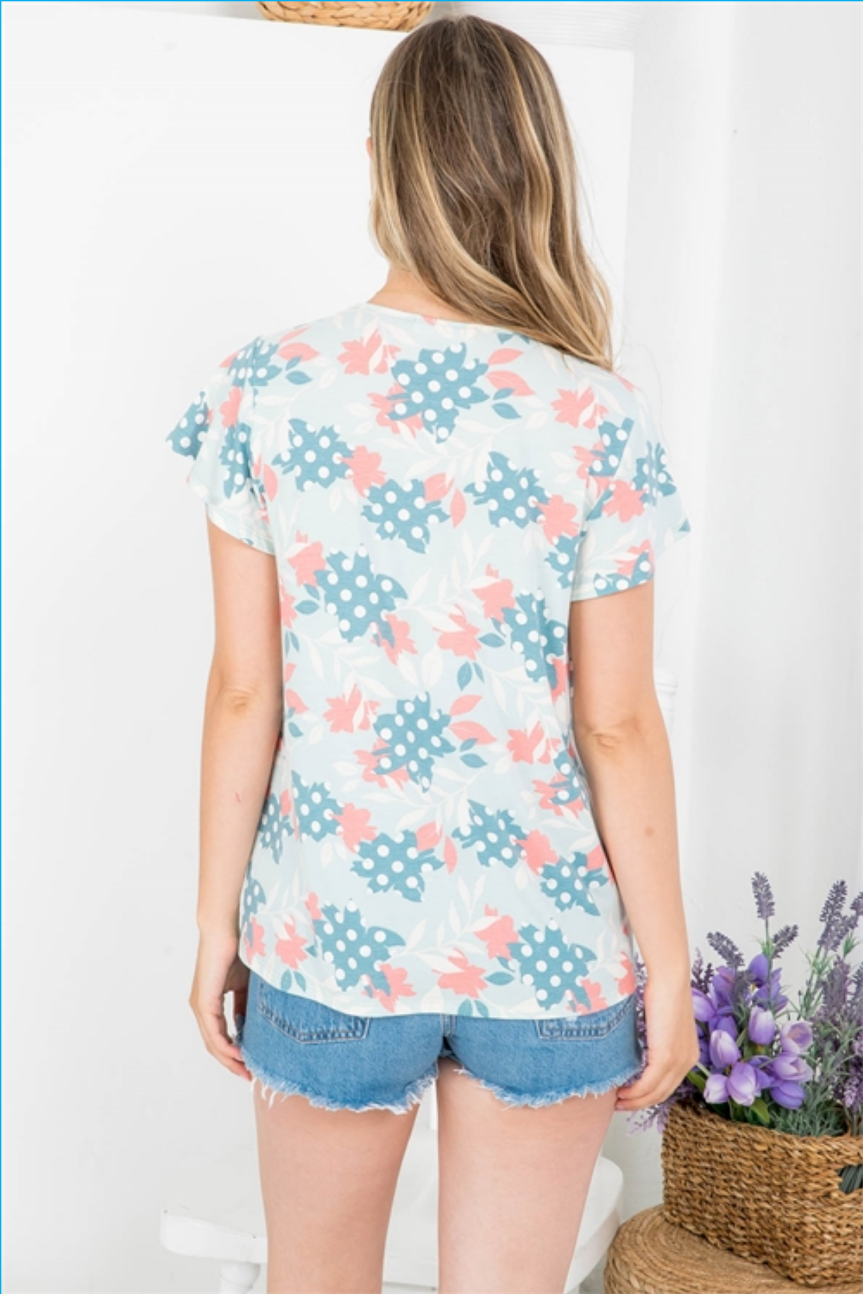 RUFFLE SLEEVE POMPOM FLORAL TOP- MINT